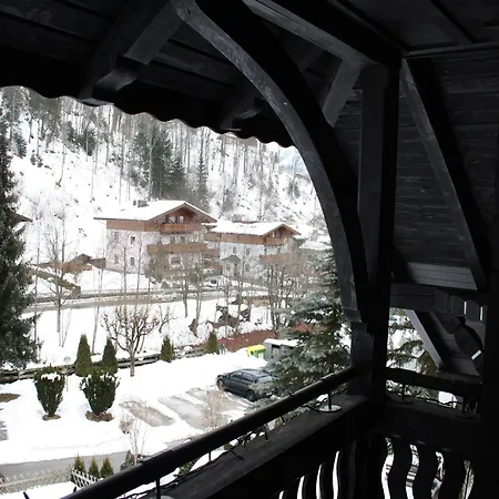 Spacious In Zell Am Near Area, Cleaning Included