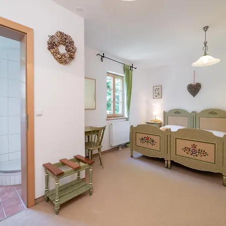 Spacious In Zell Am Near Area, Cleaning Included Villa Zell am See