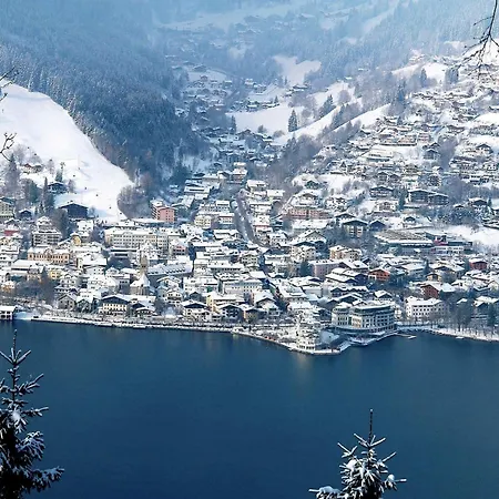 In Zell Am Near Lake, Cleaning Included ツェル アム ゼー