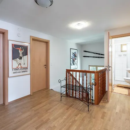 Spacious In Zell Am Near Area, Cleaning Included